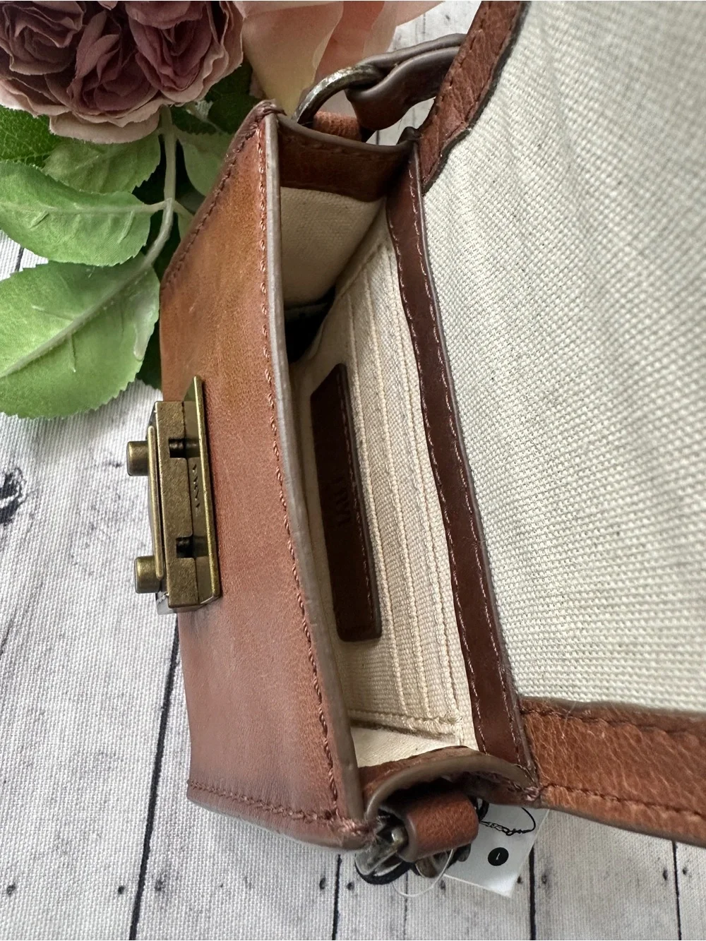 Frye new tag